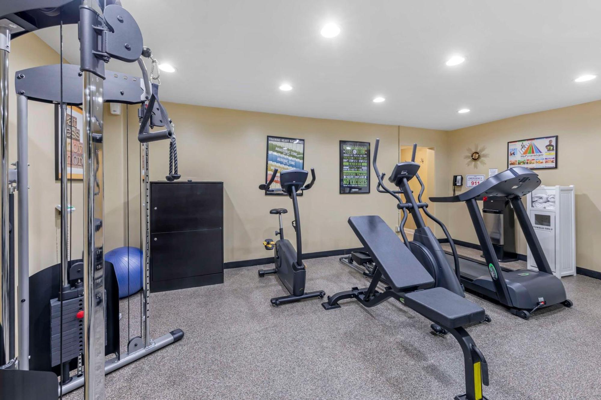 Western Canoga Park Motor 4*