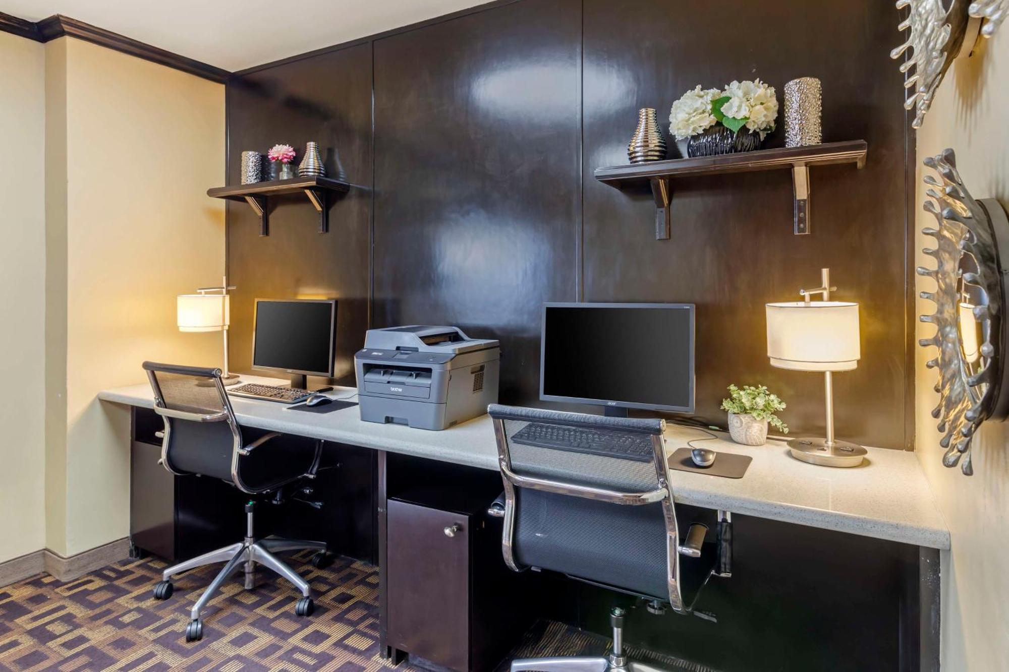 Hotel Western Canoga Park Motor