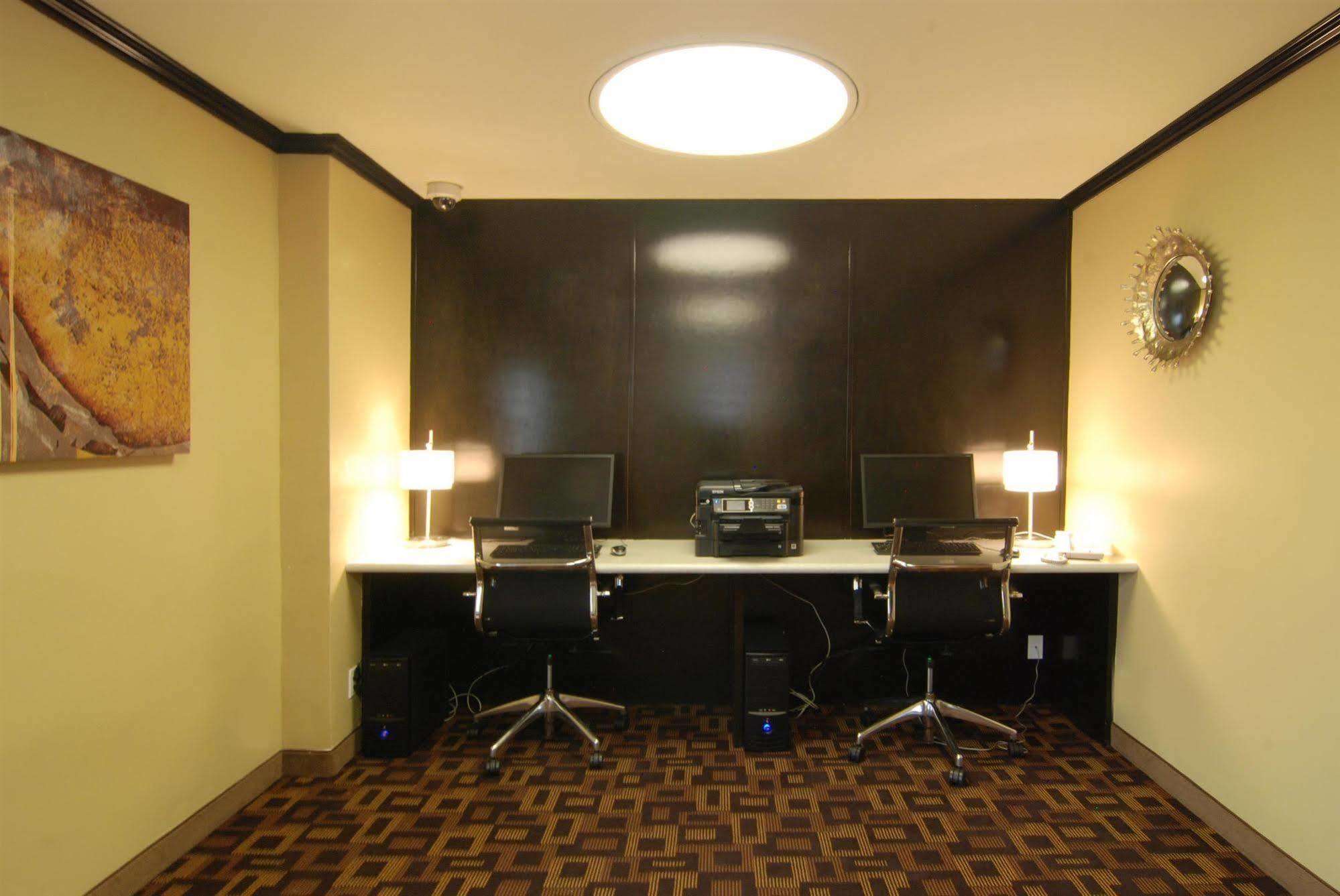 Hotel Western Canoga Park Motor